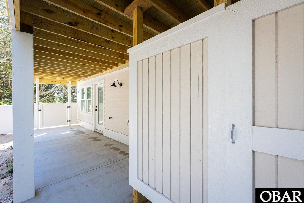 Image 13 of property listing at 518 Whooping Crane Court Lot 27, Corolla, NC 27927