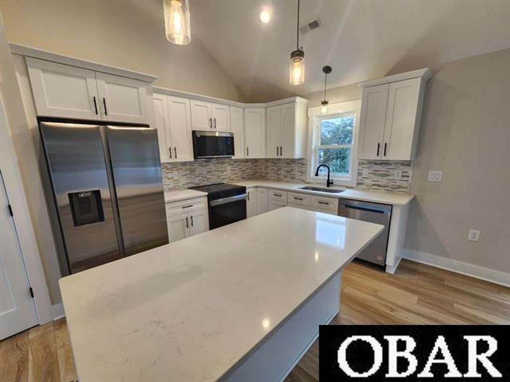 Image 6 of property listing at 518 Whooping Crane Court Lot 27, Corolla, NC 27927