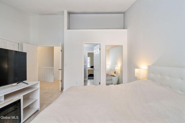 13 Raleigh Drive, Halfmoon, NY 12065