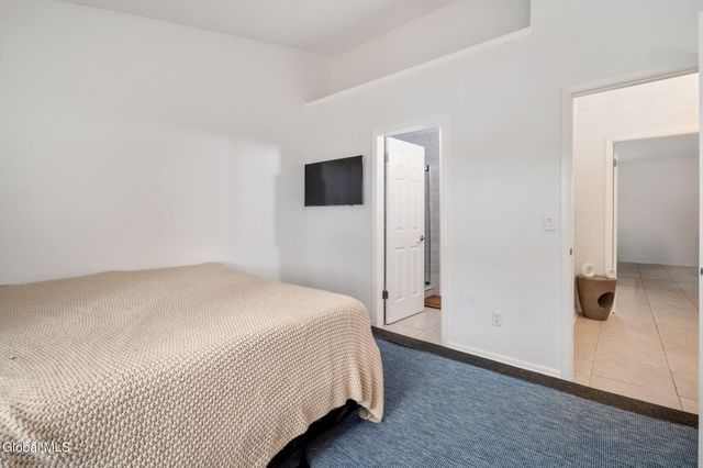 13 Raleigh Drive, Halfmoon, NY 12065