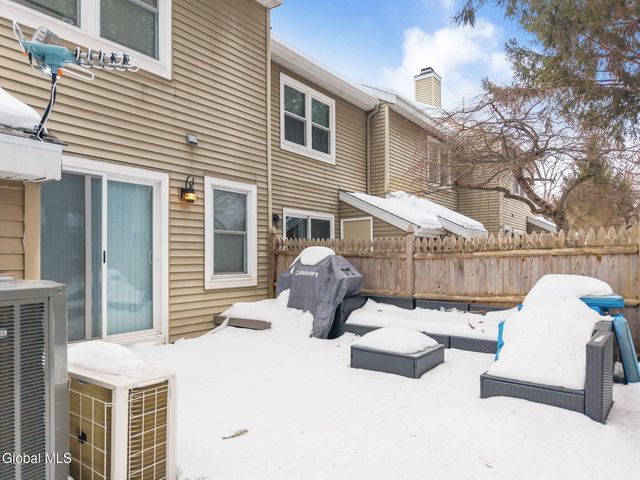 13 Raleigh Drive, Halfmoon, NY 12065