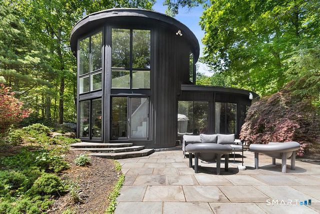 195 Steep Hill Road, Weston, CT 06883