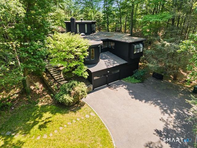 195 Steep Hill Road, Weston, CT 06883