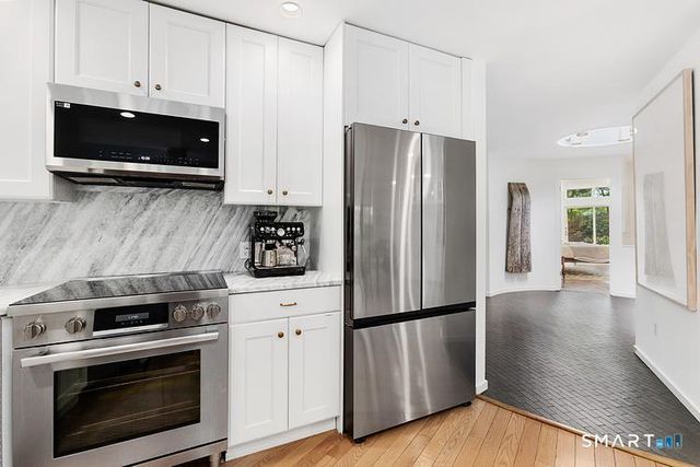 195 Steep Hill Road, Weston, CT 06883
