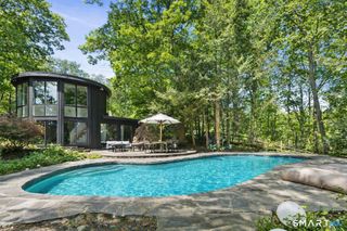195 Steep Hill Road, Weston, CT 06883