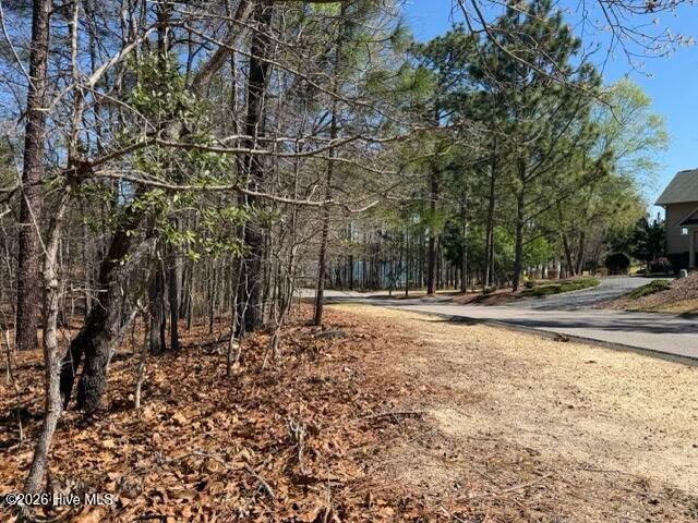 172 James Drive, West End, NC 27376