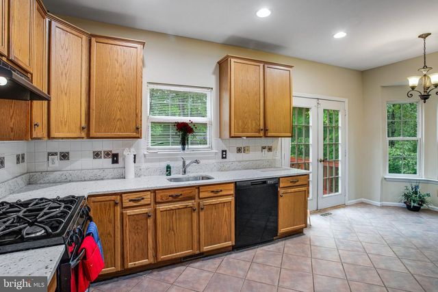 40 CATHERINE LN, Stafford, VA 22554
