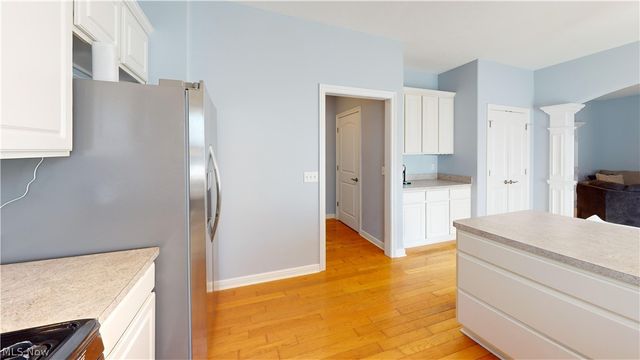 5133 W 7th Street, Brooklyn Heights, OH 44131