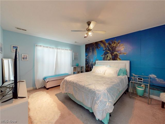 5133 W 7th Street, Brooklyn Heights, OH 44131