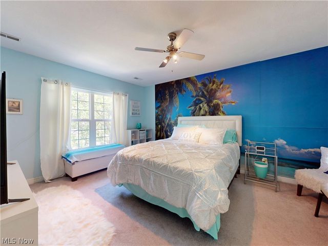 5133 W 7th Street, Brooklyn Heights, OH 44131