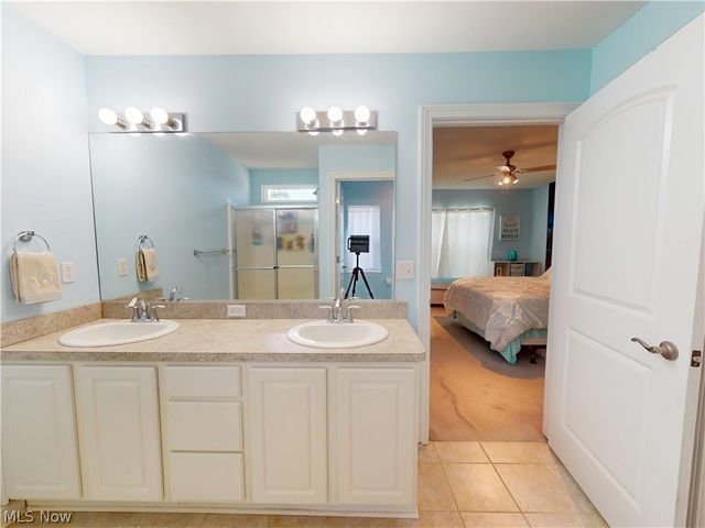 5133 W 7th Street, Brooklyn Heights, OH 44131