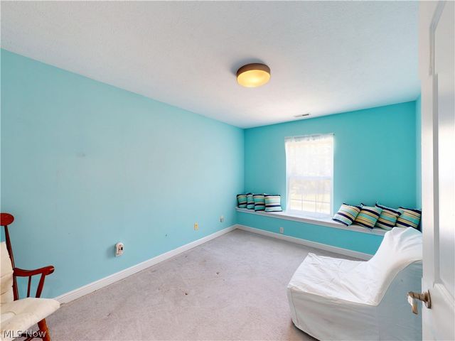 5133 W 7th Street, Brooklyn Heights, OH 44131