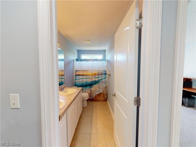 5133 W 7th Street, Brooklyn Heights, OH 44131