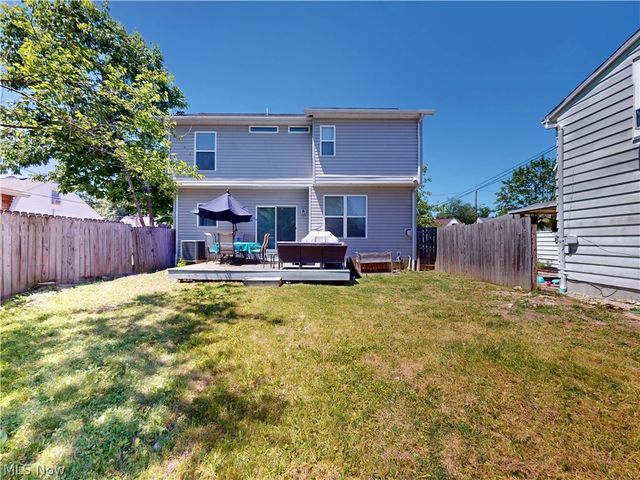 5133 W 7th Street, Brooklyn Heights, OH 44131