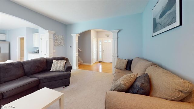 5133 W 7th Street, Brooklyn Heights, OH 44131