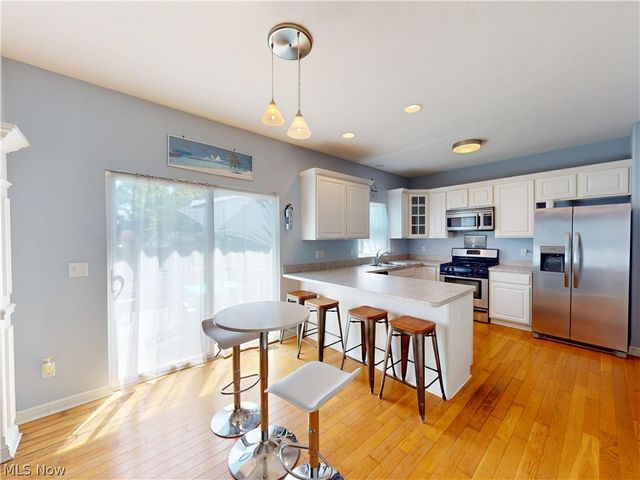 5133 W 7th Street, Brooklyn Heights, OH 44131