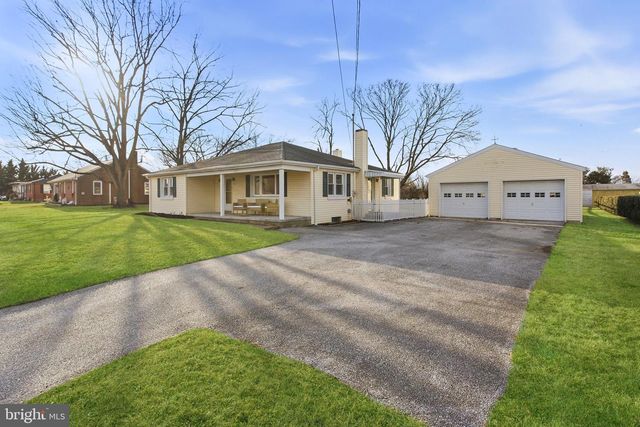 30 LOCUST ST, Gettysburg, PA 17325