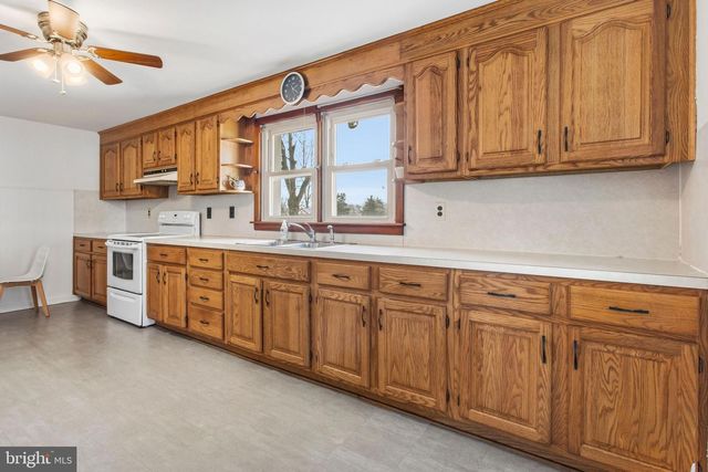 30 LOCUST ST, Gettysburg, PA 17325