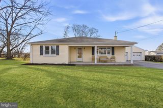 30 LOCUST ST, Gettysburg, PA 17325