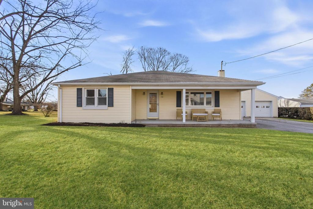 30 LOCUST ST, Gettysburg, PA 17325