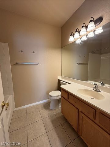 3805 Juno Beach Street 204, Las Vegas, NV 89129