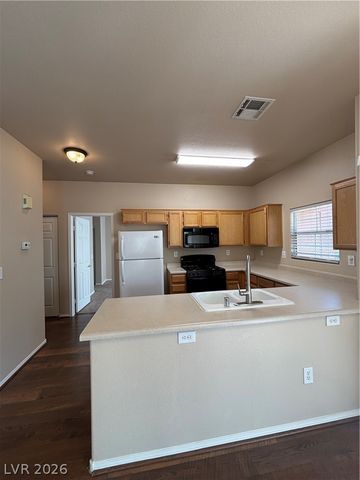 3805 Juno Beach Street 204, Las Vegas, NV 89129