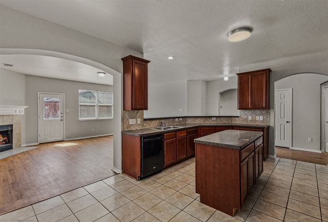1008 Concan Drive, Forney, TX 75126