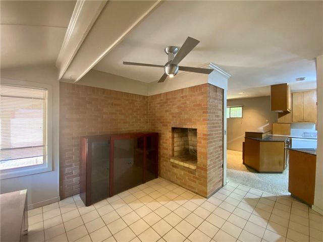2700 The Fontainebleau SW, Atlanta, GA 30331