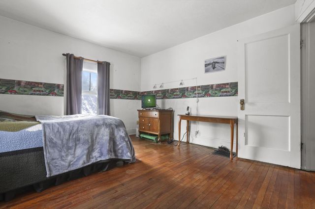 594 N 21st Street, Newark, OH 43055