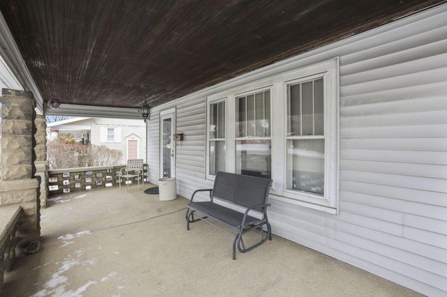 594 N 21st Street, Newark, OH 43055