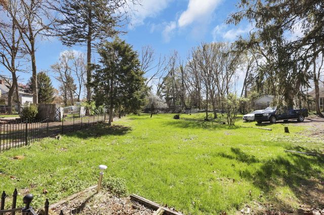 594 N 21st Street, Newark, OH 43055