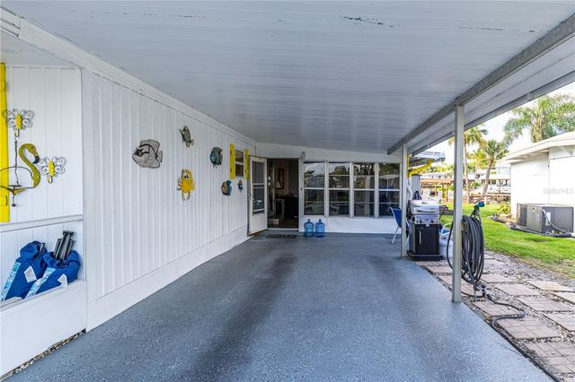 1004 TODD WAY, Tavares, FL 32778