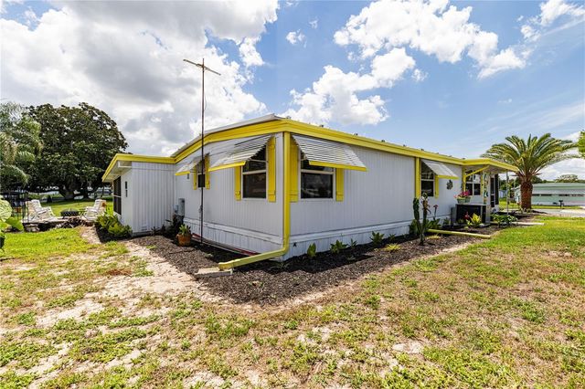 1004 TODD WAY, Tavares, FL 32778