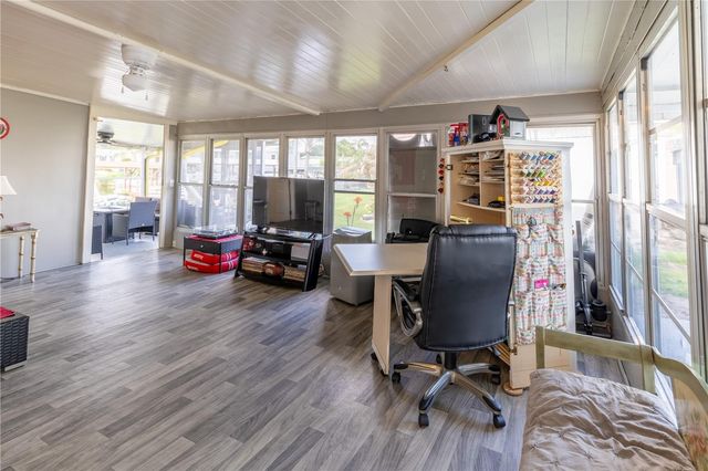 1004 TODD WAY, Tavares, FL 32778