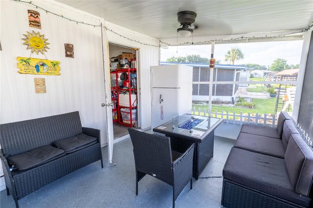 1004 TODD WAY, Tavares, FL 32778