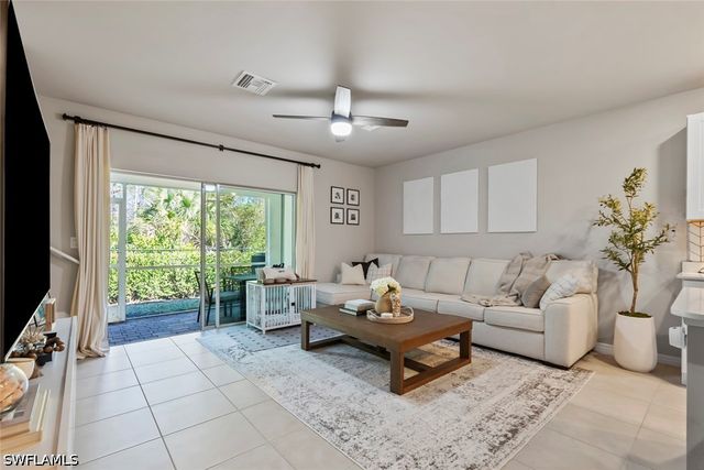 15527 Wildflower CIR, Naples, FL 34119