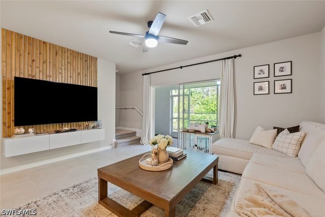 15527 Wildflower CIR, Naples, FL 34119