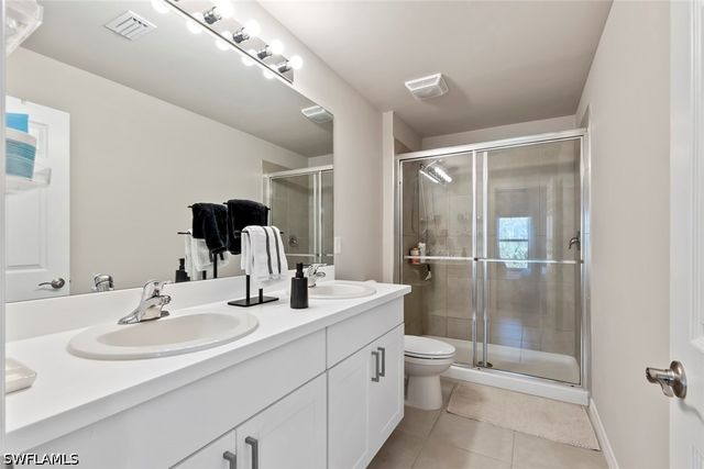 15527 Wildflower CIR, Naples, FL 34119