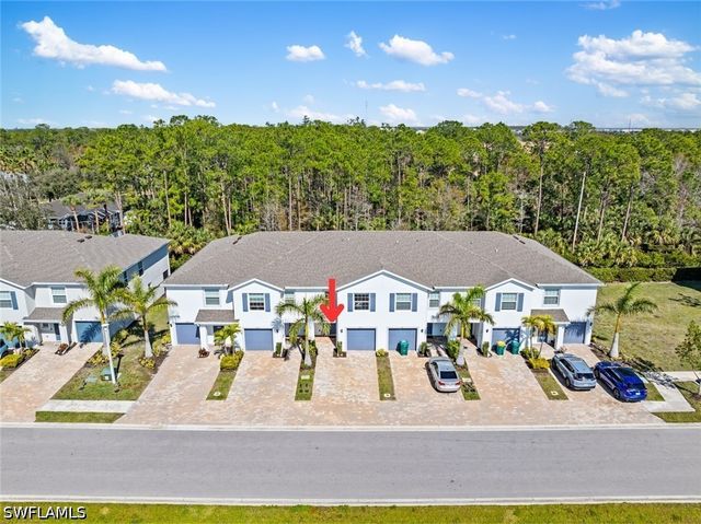 15527 Wildflower CIR, Naples, FL 34119