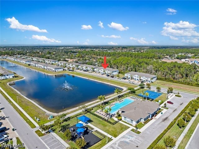 15527 Wildflower CIR, Naples, FL 34119