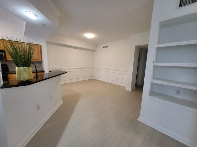 2042 Alta Meadows Lane 1701, Delray Beach, FL 33444