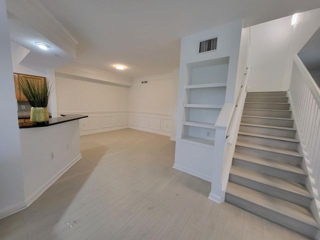 2042 Alta Meadows Lane 1701, Delray Beach, FL 33444