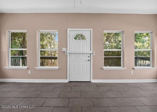 304 Vacation Lane, Waveland, MS 39576