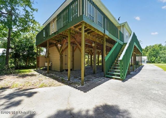 304 Vacation Lane, Waveland, MS 39576