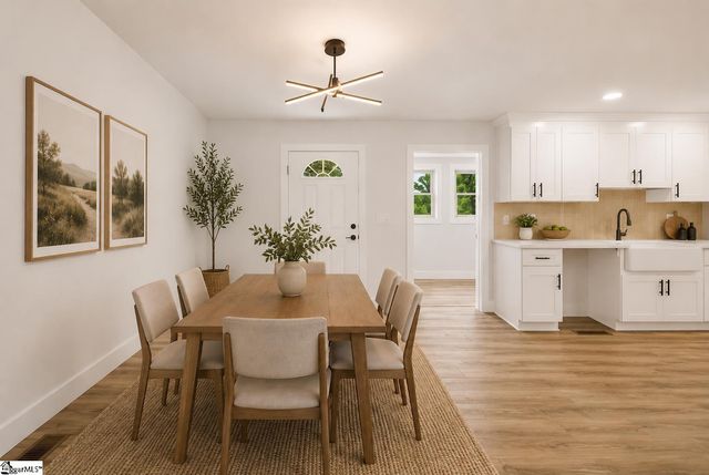 5497 Old Buncombe Road, Greenville, SC 29609