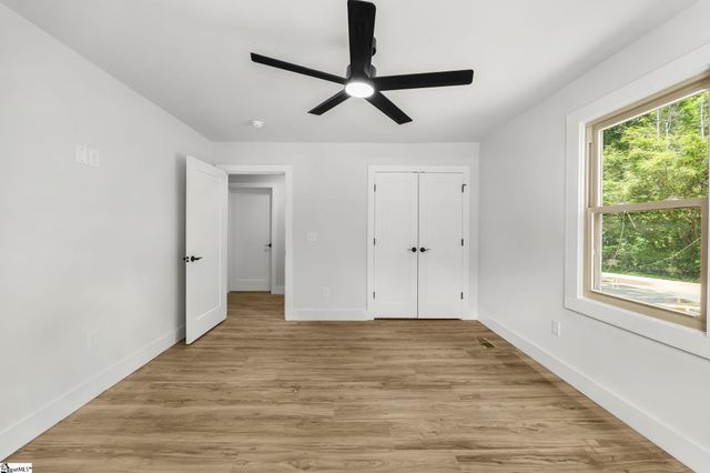 5497 Old Buncombe Road, Greenville, SC 29609