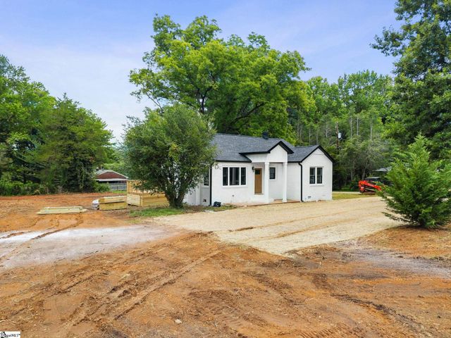 5497 Old Buncombe Road, Greenville, SC 29609