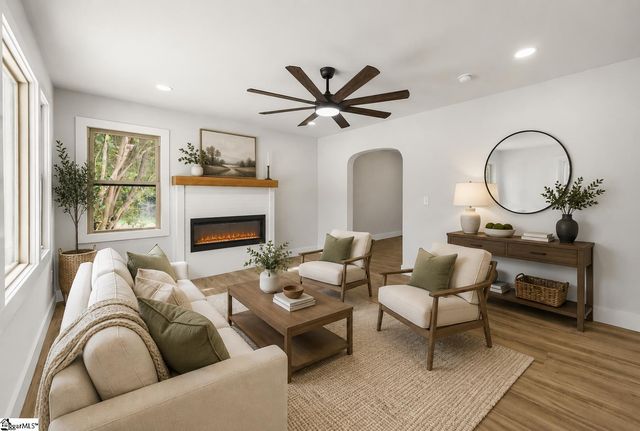 5497 Old Buncombe Road, Greenville, SC 29609