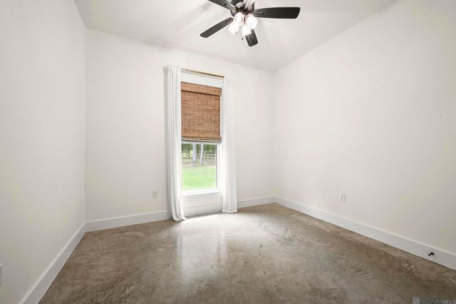 3195 Nesom Rd, Denham Springs, LA 70706