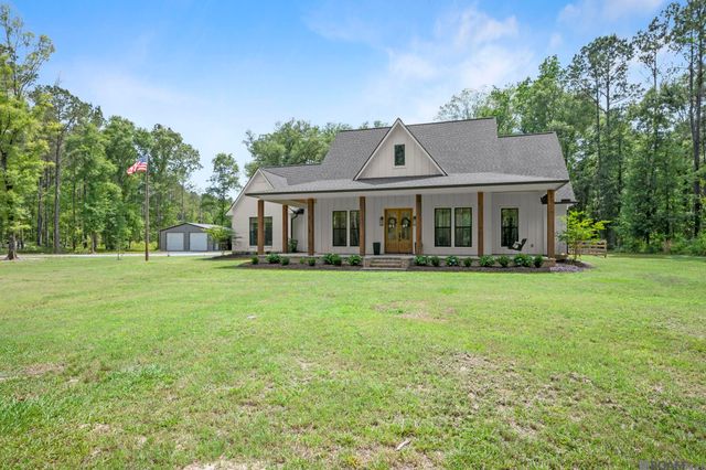 3195 Nesom Rd, Denham Springs, LA 70706
